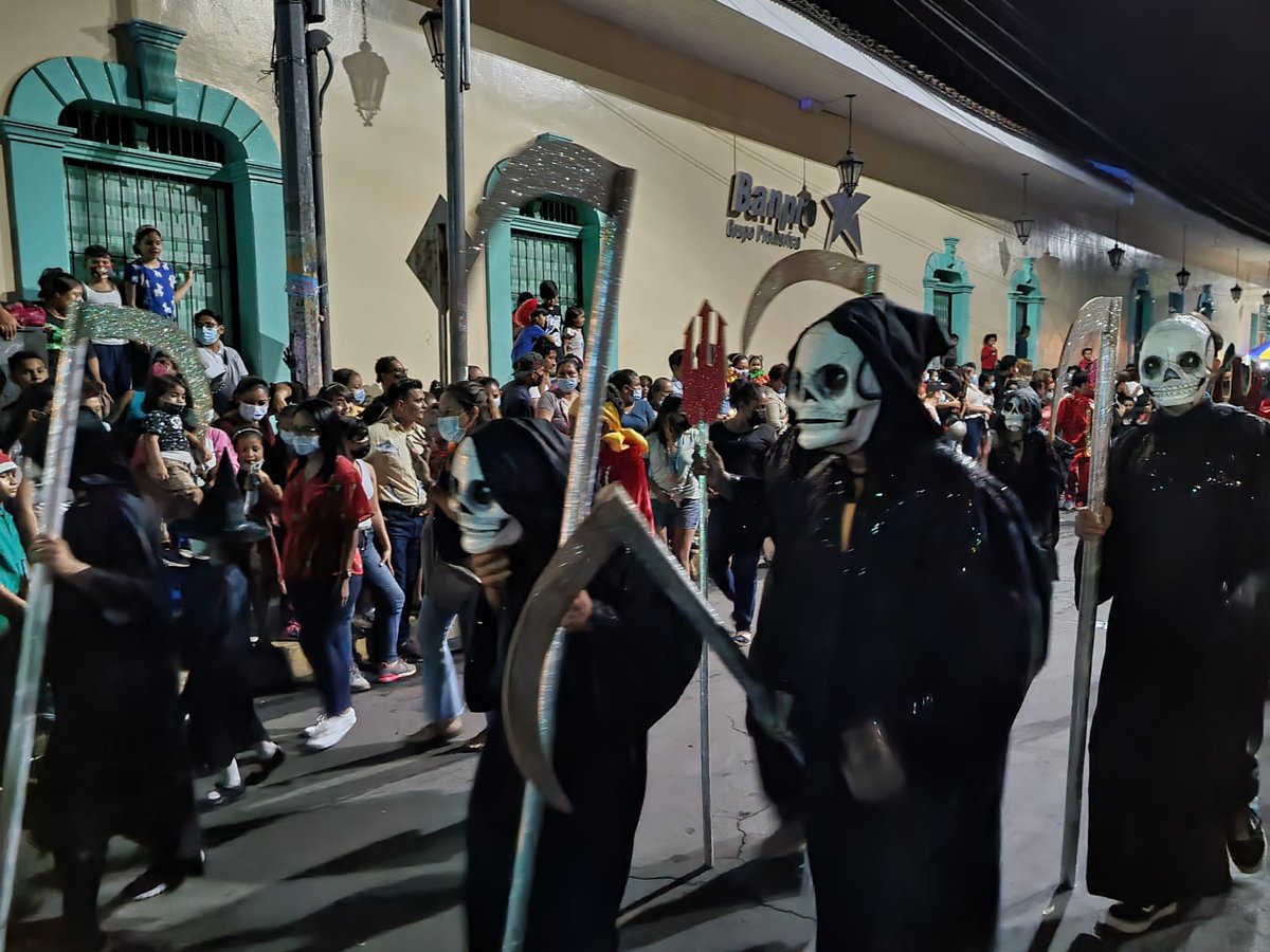 abelalexanderl2's tweet photo. León lleno de cultura y tradición en la Caravana Nacional de mitos, leyendas y tradiciones leonesas.

#SoberaniaEnMiTierra #LeónRevolución #PLOMO19 @DrSuazo915 @WALTERMALTA @BERINGESQUIVEL @FelipeSCamposA https://t.co/zeOKtjYmri