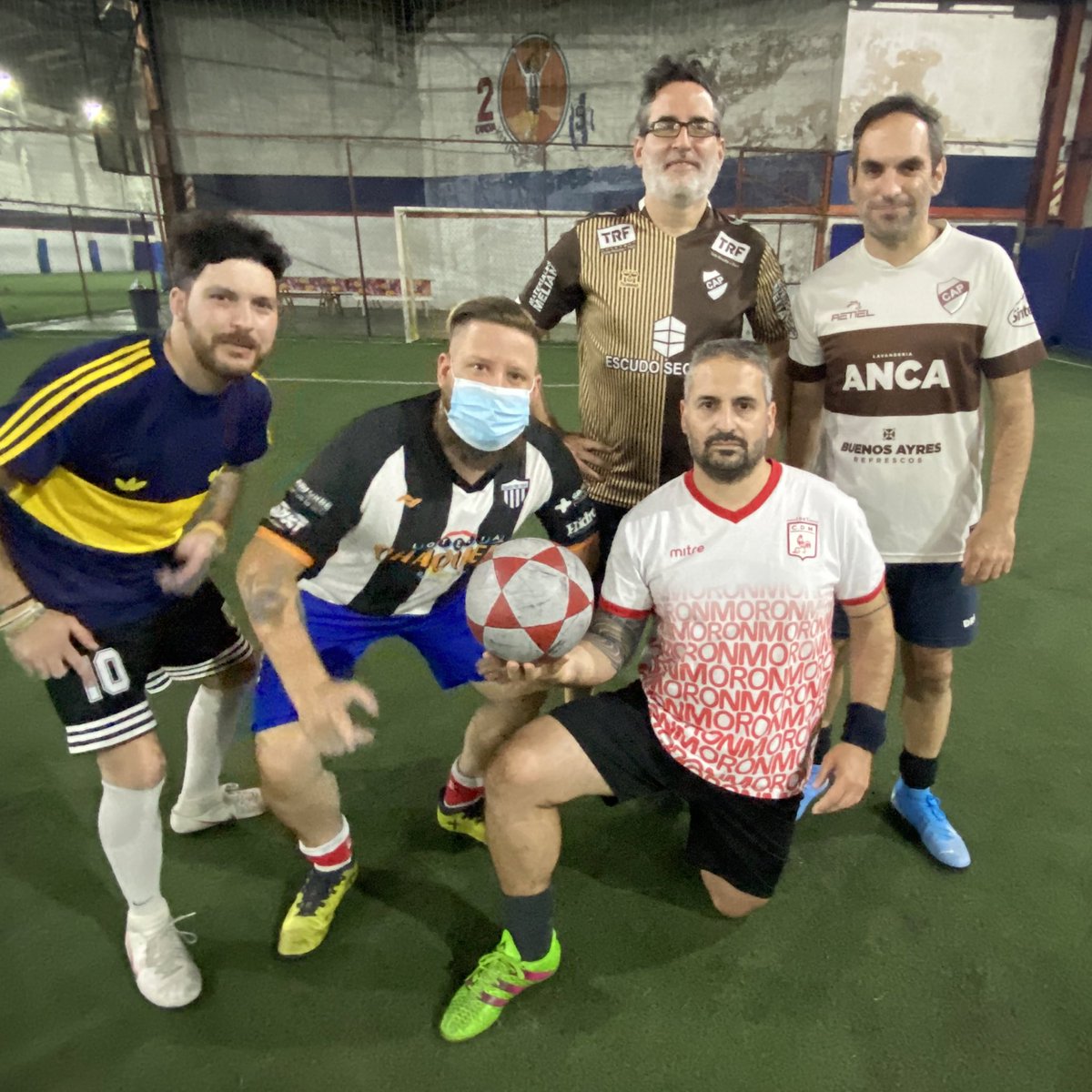 PapiTuitter's tweet image. Después de 751 días VOLVIMOS!
Y vaya que ameritaba la ocasión.
Hoy se cumplen 10 años del primer #PapiTwitter de la historia.