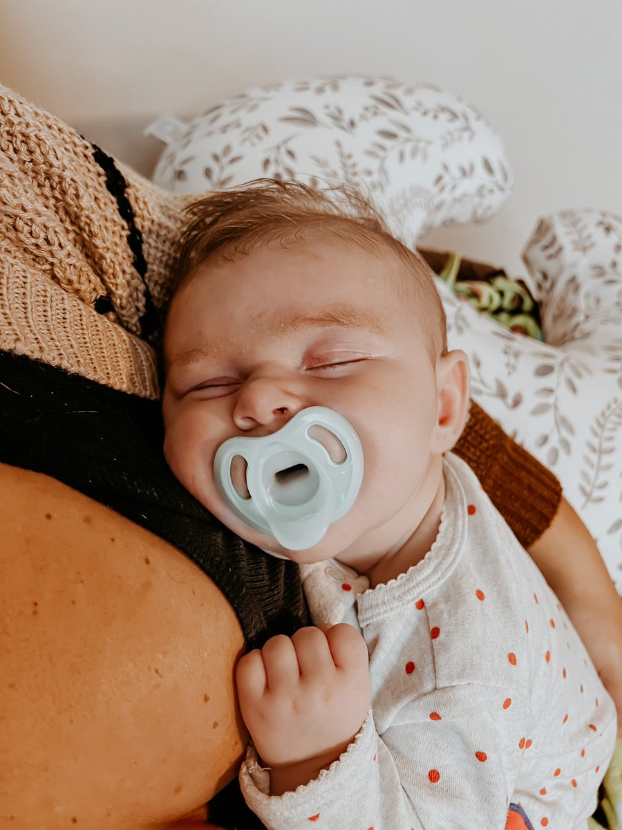 heytherecorinne's tweet photo. There is nothing better than looking at my sleeping child’s face ❤️ https://t.co/41jUcgsNnl