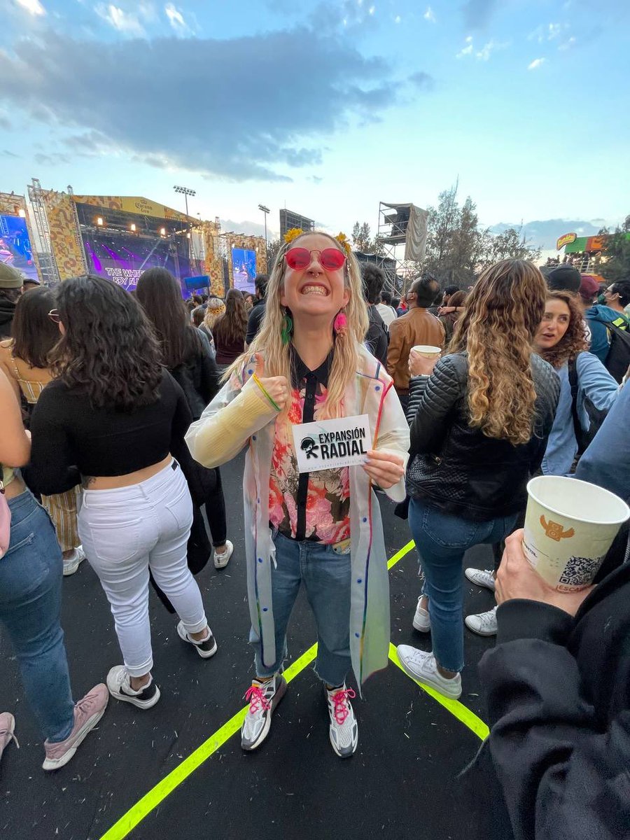 ExpansionRadial's tweet photo. Si fuiste al #coronacapital 2021 y te encontraste con el equipo especial de #ExpansionRadial búscate en nuestro álbum conmemorativo #coronaradial21
#ExpandeTusSentidos #tedecimoslaneta 🗣🎙
👉🏼 https://t.co/S8n4RHAIL3 https://t.co/7jeCuZw7Zu