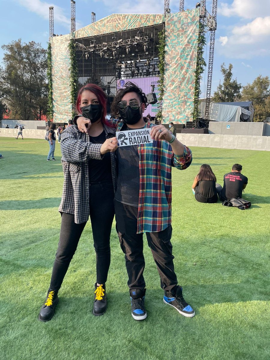 ExpansionRadial's tweet photo. Si fuiste al #coronacapital 2021 y te encontraste con el equipo especial de #ExpansionRadial búscate en nuestro álbum conmemorativo #coronaradial21
#ExpandeTusSentidos #tedecimoslaneta 🗣🎙
👉🏼 https://t.co/S8n4RHAIL3 https://t.co/7jeCuZw7Zu