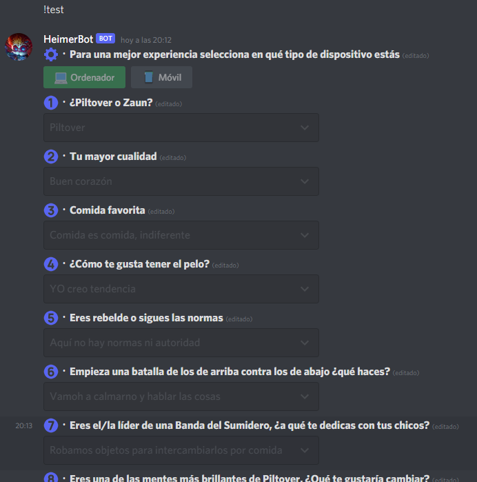 OneChanceTeam's tweet photo. Después de enviarle el mensaje nos pedirá escoger si estamos en PC o Móvil (Depende de ustedes), luego de eso nos hará un listado de preguntas que tendremos que rellenar según nuestras preferencias. https://t.co/YAhjCtgfAY