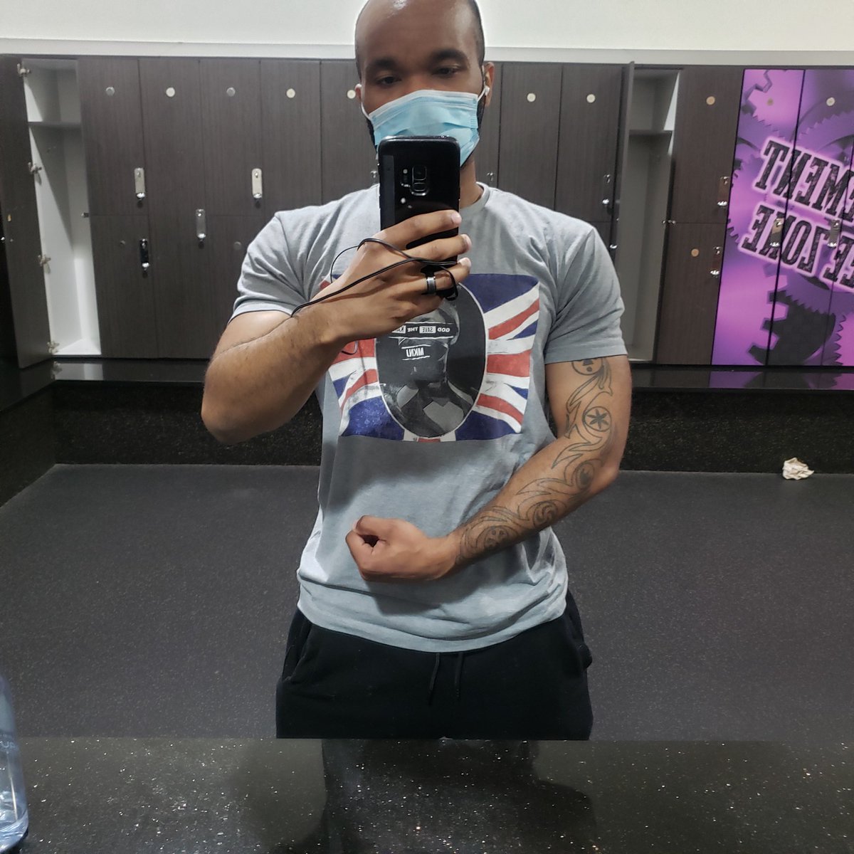 Gotta rep my Khan! 💪🏾 #Kitana #MortalKombat