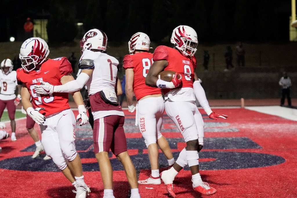 MiltonEagles_FB's tweet photo. Halftime: Your Milton Eagles are up 22-17 over Mill Creek in the Quarter-Finals of the @officialghsa AAAAAAA playoffs!!! #Mpire21 #LiveLoud #LeaveNoDoubt #ChristmasOut🎄
@MiltonHighSch @MHSBRAVEHEARTS1 @Milton_AD1 @Slymom261 @coachclack23 @RecruitGeorgia @HSFBamerica https://t.co/JQkJVogSep