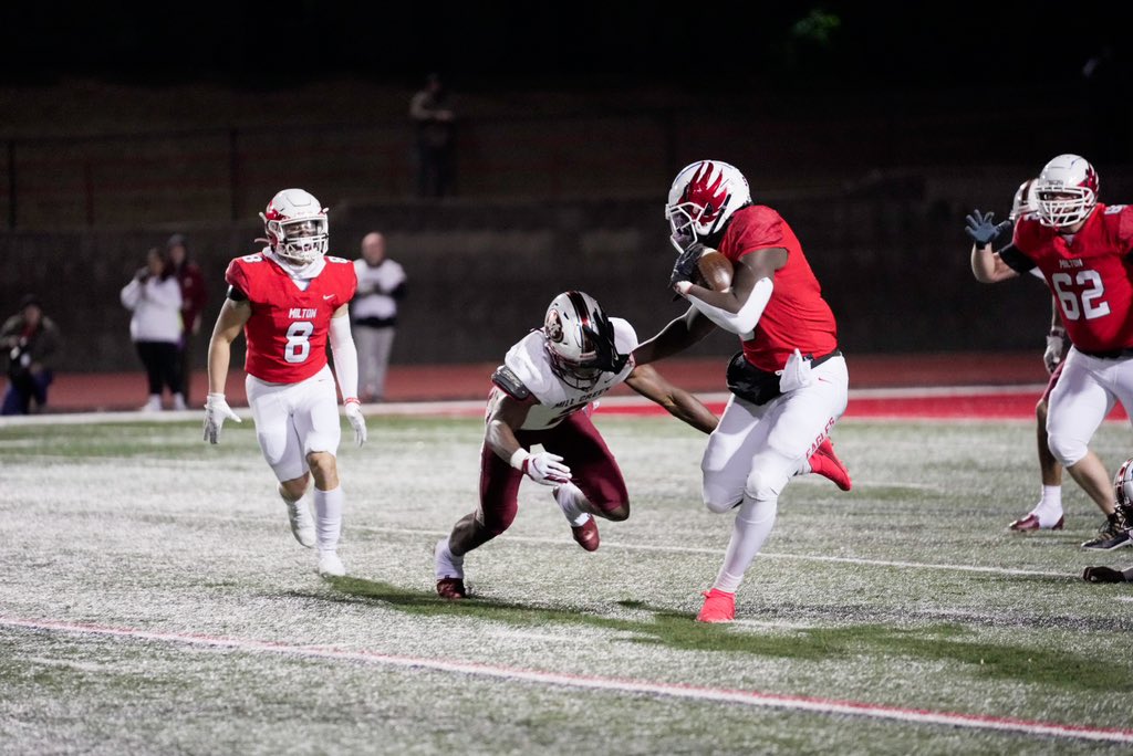 MiltonEagles_FB's tweet photo. Halftime: Your Milton Eagles are up 22-17 over Mill Creek in the Quarter-Finals of the @officialghsa AAAAAAA playoffs!!! #Mpire21 #LiveLoud #LeaveNoDoubt #ChristmasOut🎄
@MiltonHighSch @MHSBRAVEHEARTS1 @Milton_AD1 @Slymom261 @coachclack23 @RecruitGeorgia @HSFBamerica https://t.co/JQkJVogSep