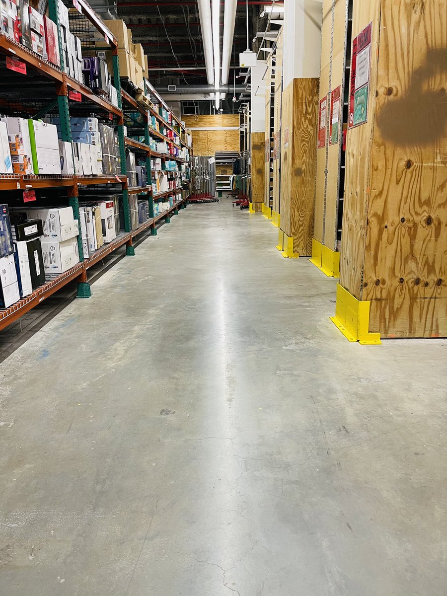 TGT_SaJoseph's tweet image. What a week! A huge focus has been filling the sales floor. However, that still didn’t stop our stockrooms from being a top priority! #RoutinesAlwaysWin #Q4 🎯