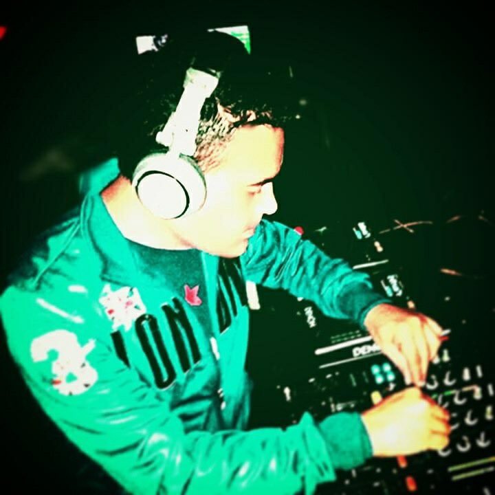 fmpresencia's tweet photo. #TRASNOCHE 101 #AFTER101 Dj Residente @gustavomagaldi #PREDANCING #DJSINVITADOS #00 A 8 AM #LARADIODELOSEXITOS🔝 #SONIDOSDETUVIDA #ELECTRONICMUSIC #DJSLOCALES #DJSNACIONALES #DJINTERNACIONES #MOVIDAELECTRONICA @MGDPRODUCCIONES 📻☑️ https://t.co/pU4faqaOHN