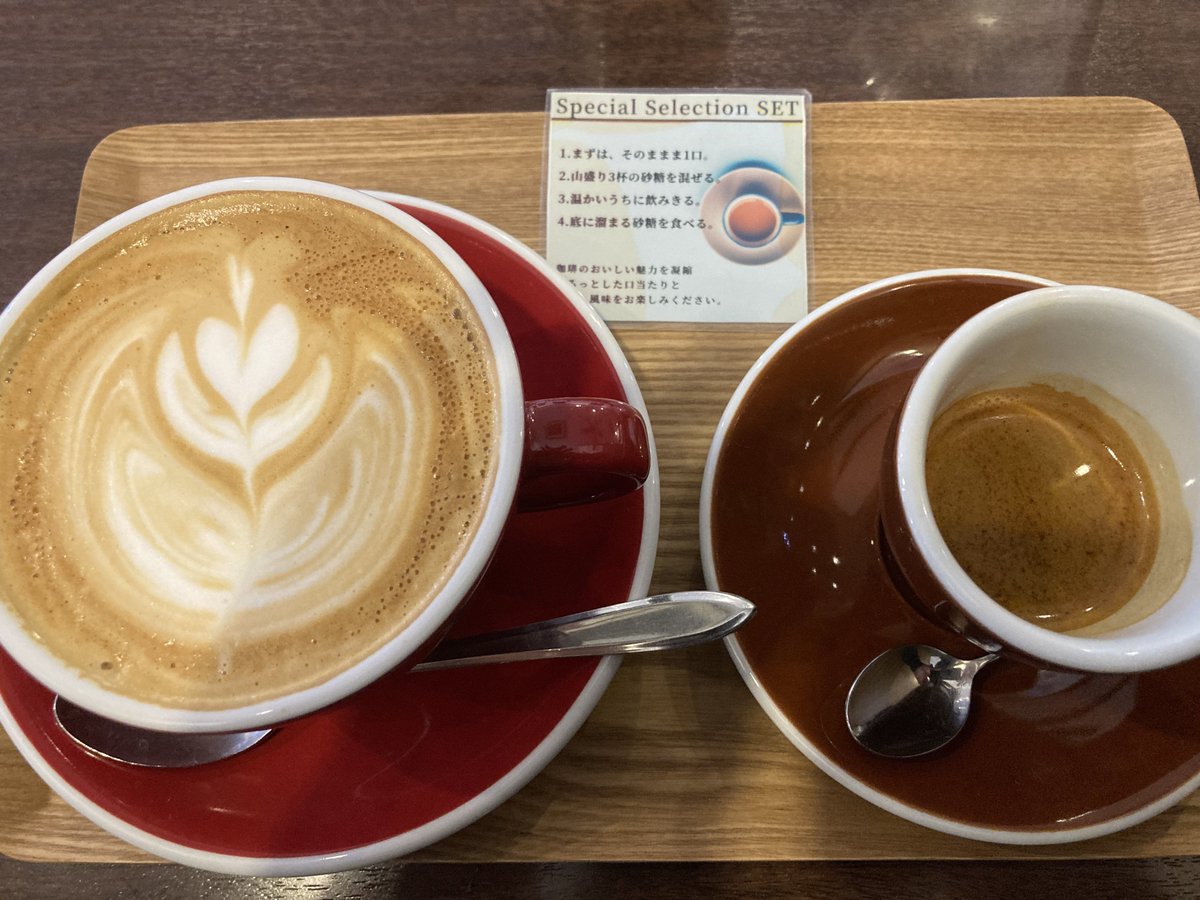 ilgiallonero's tweet photo. #エスプレッソ と#カフェラテ のセット
豆はブラジル
#marumicoffee #丸美珈琲 #espresso #cafelatte #faema #faemae71 #柏サポ札幌遠征 https://t.co/66KjHOO5Bw