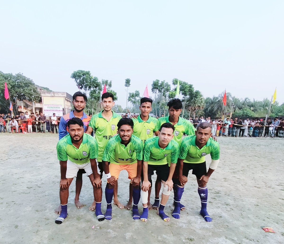 KayesSobuz's tweet photo. Bibir Hat Mini Gold Cup Football Tournament 2021
Shanto Club vs Ful Koli 
SC 0-0 FK https://t.co/SiR6ipcT7k
