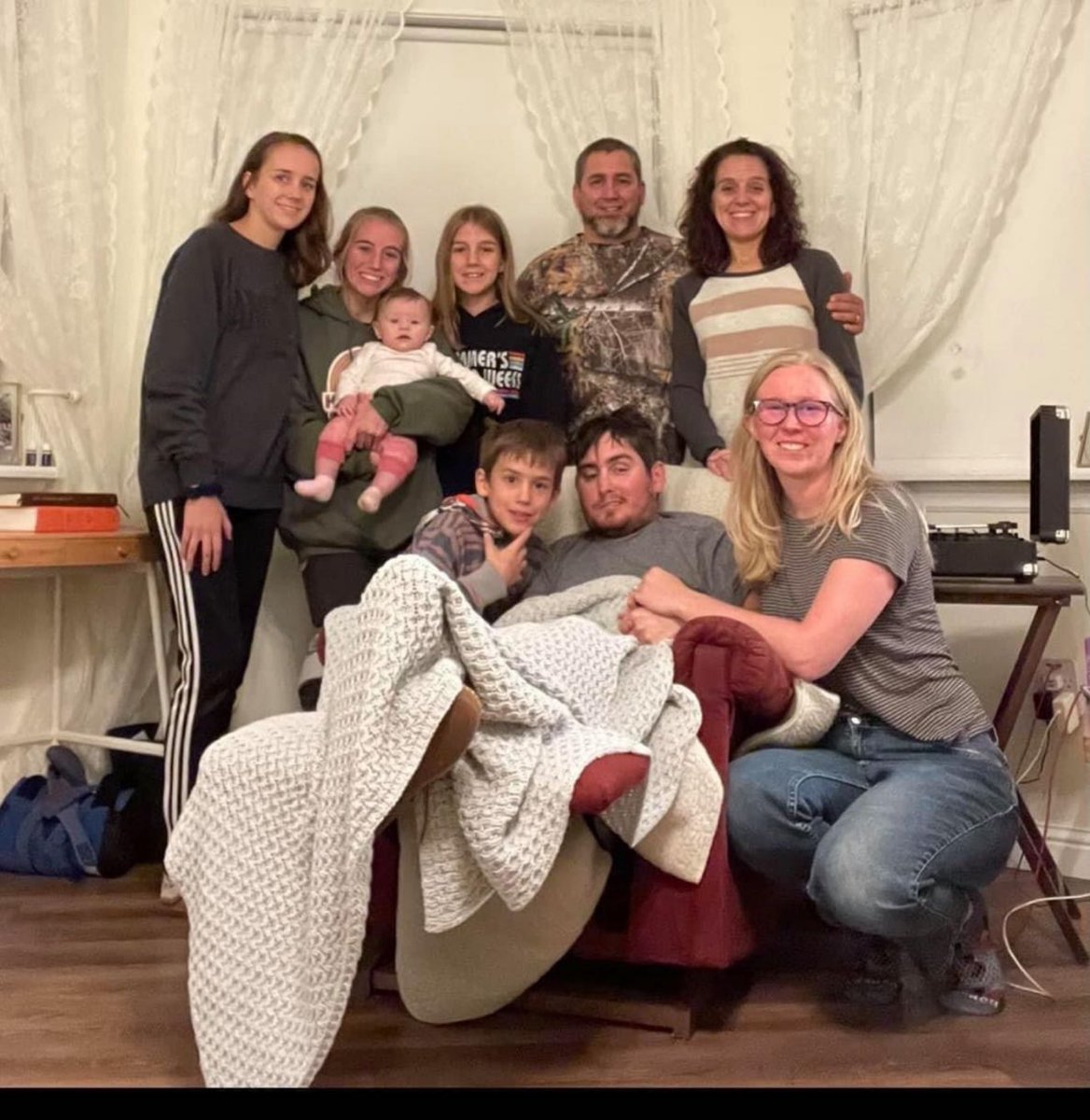 caceres_marc's tweet photo. hey everyone, my friend emily shared this information to me and I wanted to pass it along to more people. “Hey y’all! I’m Emily Coddington, a runner for Tusculum University. 5 years ago my older brother, Kyle Coddington, was diagnosed with glioblastoma, a brain cancer. https://t.co/IwC5o2X1LT