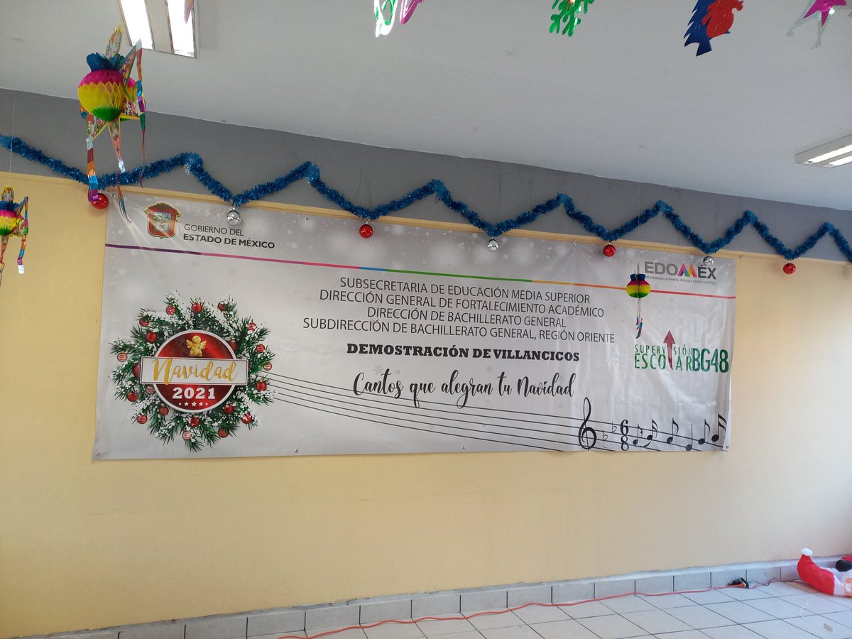 Oficial310's tweet photo. Nos sentimos orgullosos de haber sido sede esta casa de estudios @Oficial310 para la demostración de villancicos de @Bg48Supervision, éxito a la EPO 124 en la siguente fase. @israeljeronimol @jorgegalileocv @HectorUlisesCG1 @NoeOrtegaCamac1 @SBGOriente @ANAB_BC https://t.co/6zWpIGcuIK