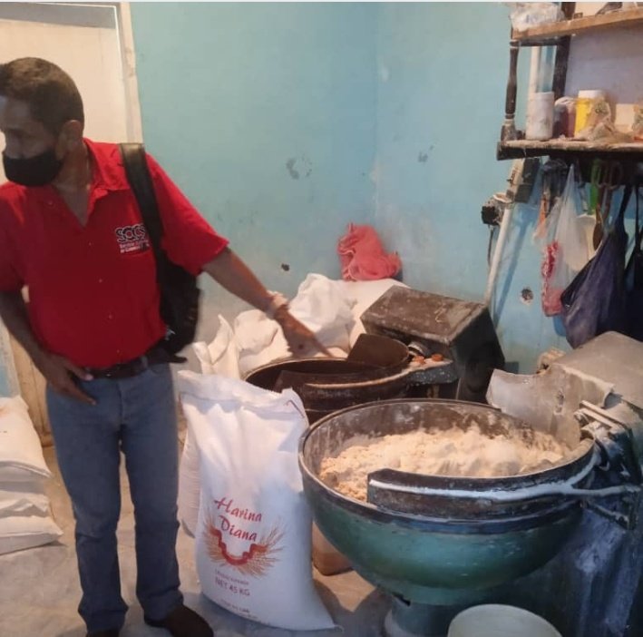 sacs_monagas's tweet photo. #ElecciónIndigena2021 Hoy|| Vigilancia y control sanitario junto a representantes de @DSencamer y @GNB_Pueblo para garantizar la salud de los Monagenses @NicolasMaduro @SACS_MPPS @alimentosInocu1 https://t.co/MZIMF3k37Z