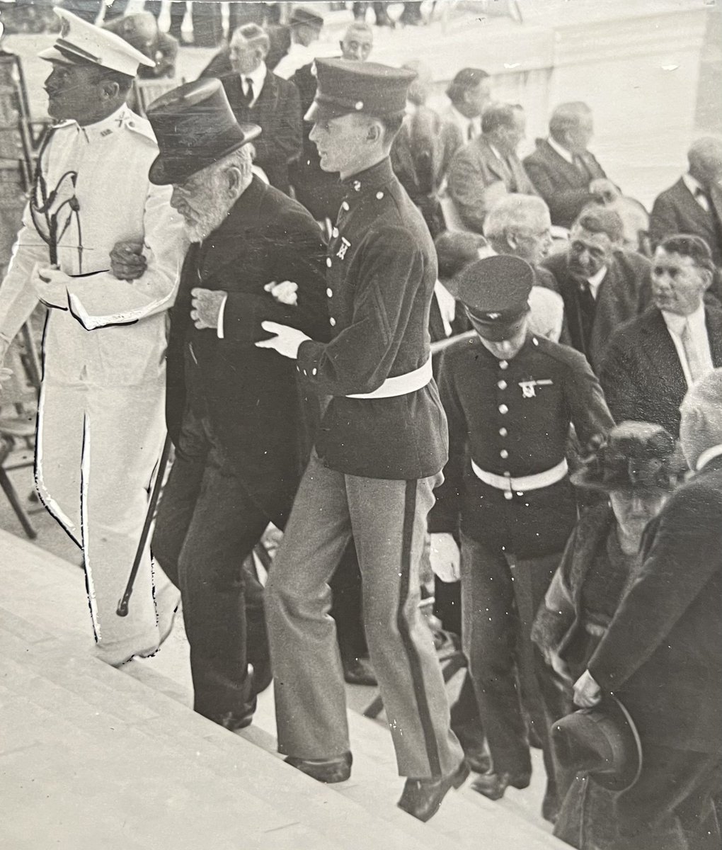 AntiToxicPeople's tweet photo. A terrific photo I have had in my collection for many years that I found in a box yesterday. 

More than 57 years after his father was assassinated, a frail 79 year old Robert T. Lincoln is helped up the steps at the dedication of the Lincoln Memorial in Washington D.C., Jun 1922 https://t.co/nN80t2t9to