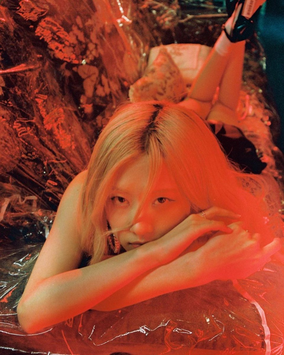 lethikieudung21's tweet photo. #MAMAVOTE #Rosé
Vote cho 2 chị bé https://t.co/onfR3vzzXN