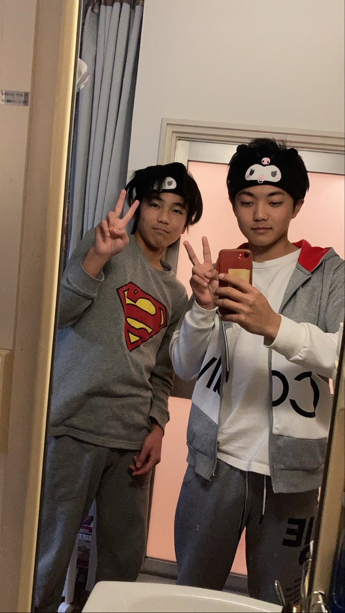 ryo0315ry's tweet photo. 中3の弟と仲良くやらせてもラテまフゥゥ https://t.co/iigQx2Ao7F