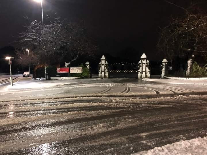 andy5000miles's tweet photo. Reluctantly decided to cancel my flirtation with guided trail #running this morning due to the extreme weather conditions. 

#projectrun52 half #marathon no.49 is postponed until tomorrow, when I hope the snow will be gone! https://t.co/NOfCgvnNYx