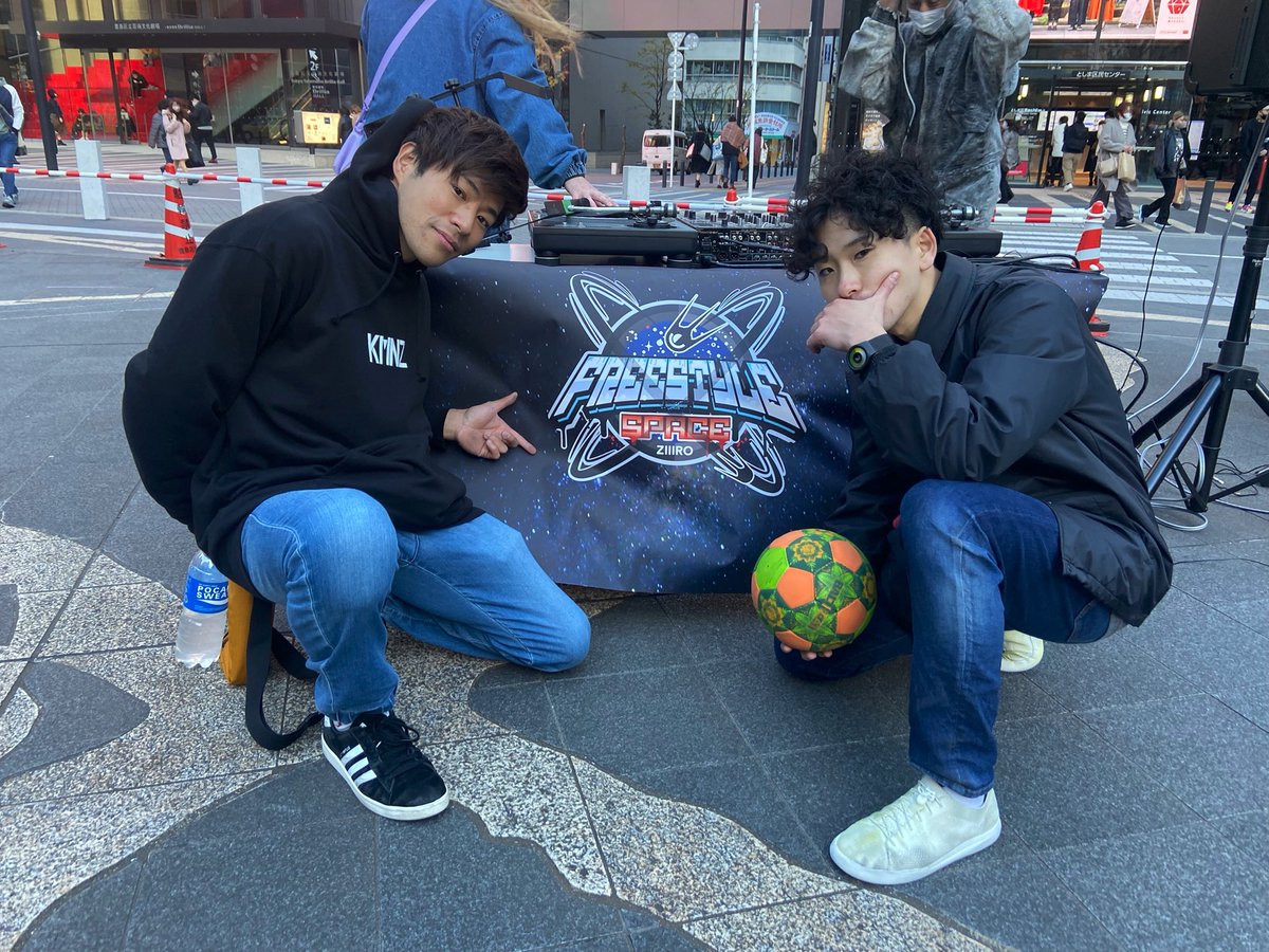 FREESTYLE_SPACE's tweet photo. FREESTYLE SPACE in Street Vol.3無事終了致しました！皆様ご声援ありがとうございました😊優勝はWorld Recordsのお二人！🔥おめでとうございます🎉
@ffkosuke @tatestyle 
 #FREESTYLESPACE #フリースタイルスペース https://t.co/nsVWguJu7o