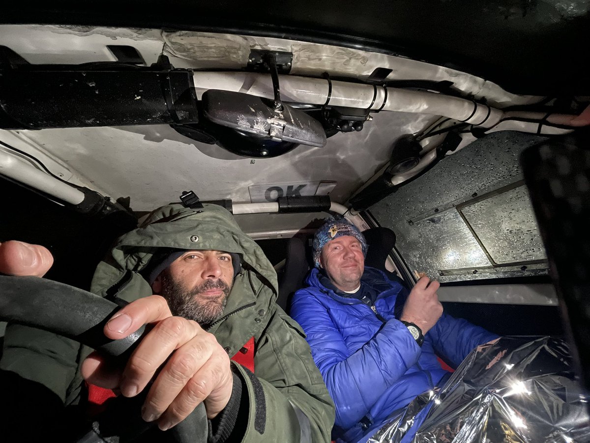 harrismonkey's tweet photo. Fairly interesting @RACRMC night. Slept in car with @BrynPierce. Sodding cold. Conditions a bit crazy. https://t.co/IeKFdN7KVC