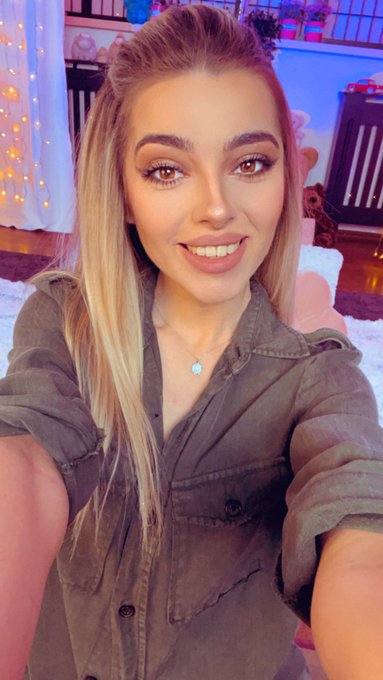 We both love the word creampie. We naughty naughty! 😳🥰 #NationalBavarianCreamPieDay I am online now😘  https://t<a href="/tag/nationalbavariancreampieday"class="tags"><span>#nationalbavariancreampieday</span></a>