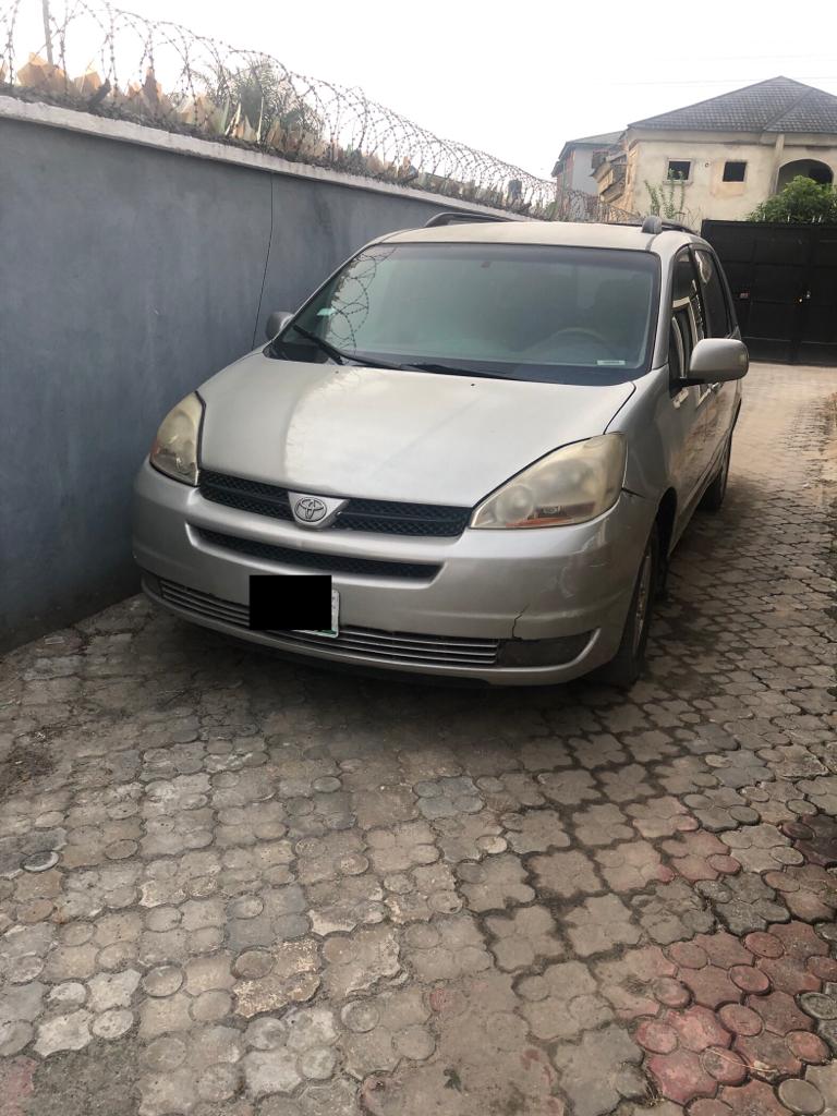 MoblinkzN's tweet photo. TOYOTA SIENNA FOR SALE
Model: 2012
Price: 1.750
Location: Ajah
Contact: 09037935183

Dj Neptune Lukaku Yoruba Benzema Don Jazzy https://t.co/JgNMGsMapu