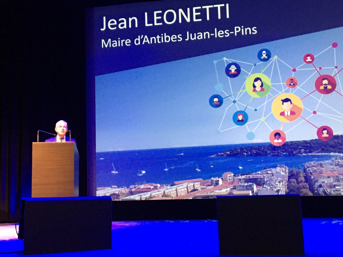 Ouverture du forum citoyen organisé par le conseil de développement de la ville d’<a href="/antibes_jlp/">Antibes JLP</a> sur la thématique de la ville #numerique par <a href="/JeanLeonetti/">Jean Leonetti</a>