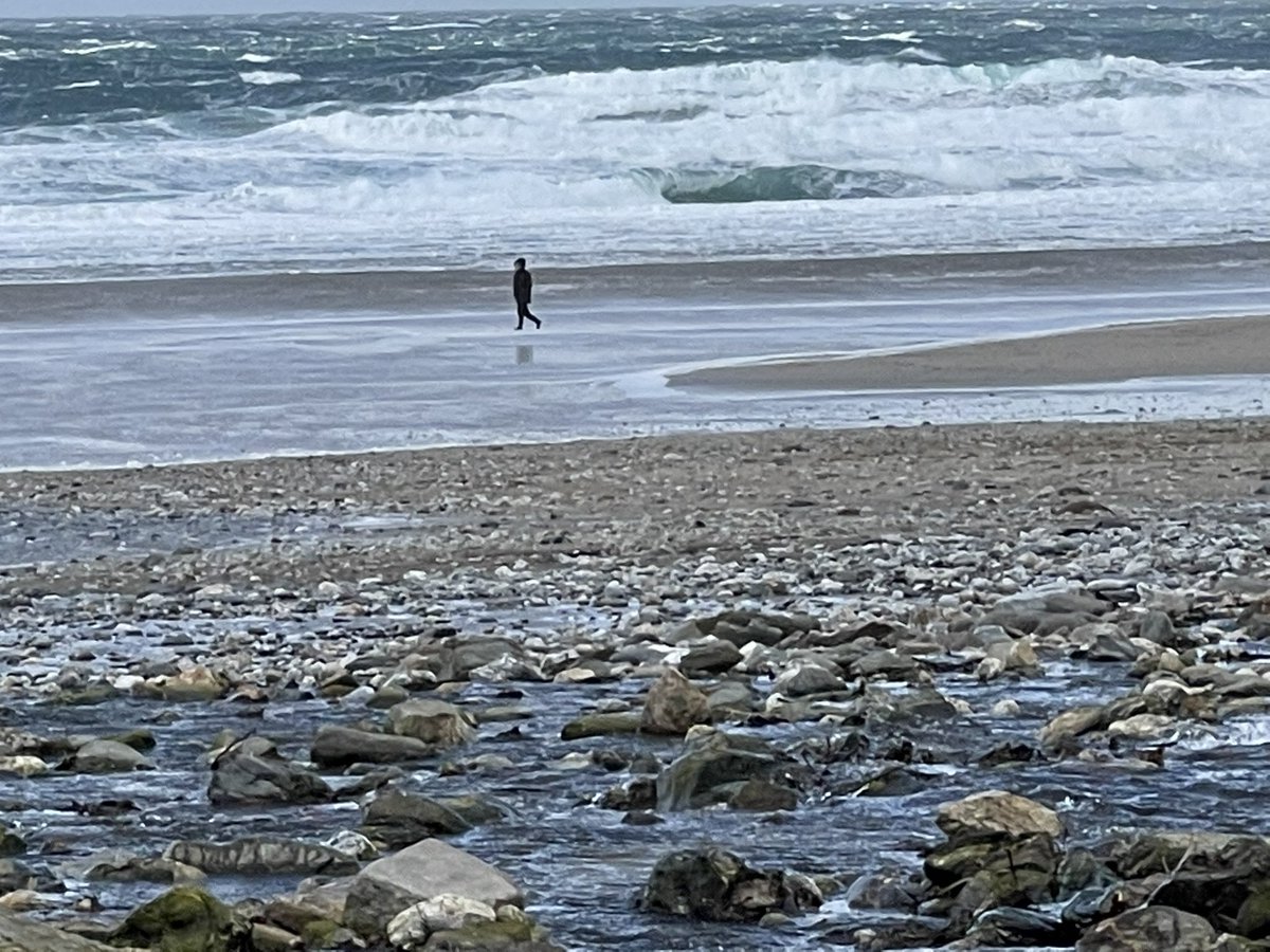 absolutoursuk's tweet image. Hager vor - Rough sea #Cornwall #Cornishlanguage # Porthtowan