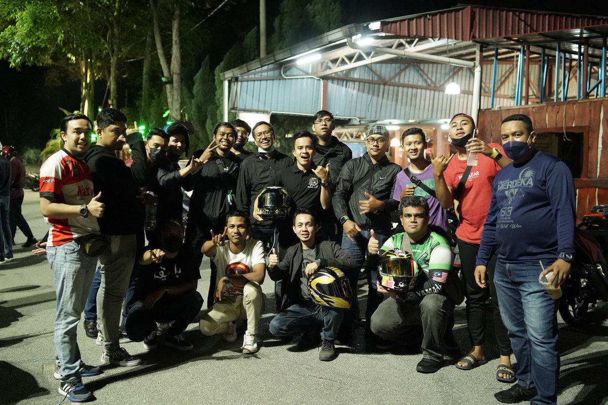 DpantaiRestoran's tweet photo. Psst! Geng2 rider malam ni ON X ON? https://t.co/PtCJRwVAr0