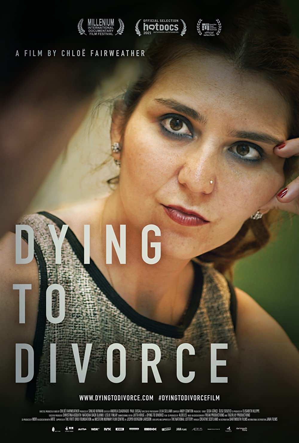Bechdel Test Fest على X: DYING TO DIVORCE (Dir. Chloe Fairweather), THE  UNFORGIVABLE (Dir. Nora Fingscheidt. Starring Sandra Bullock, Viola Davis),  BAD LUCK BANGING OR LOONY PORN (Starring Katia Pascariu), ENCANTO (Starring