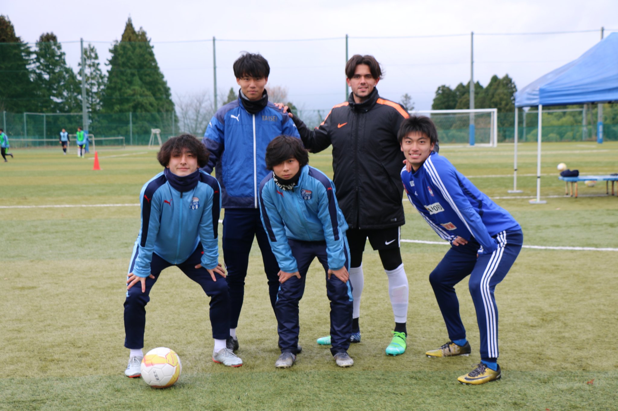 新潟経営大学サッカー部 全員での集合写真 新潟経営大学 新潟経営大学サッカー部 T Co F15dbnhagl Twitter