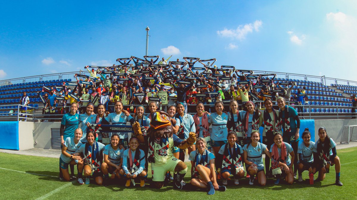 La mejor afición, la afición Americanista 💙💛
¡¡CON TODO EN ESTA LIGUILLA!!

#JuntasPorLaGloria  #EstoEsAmérica