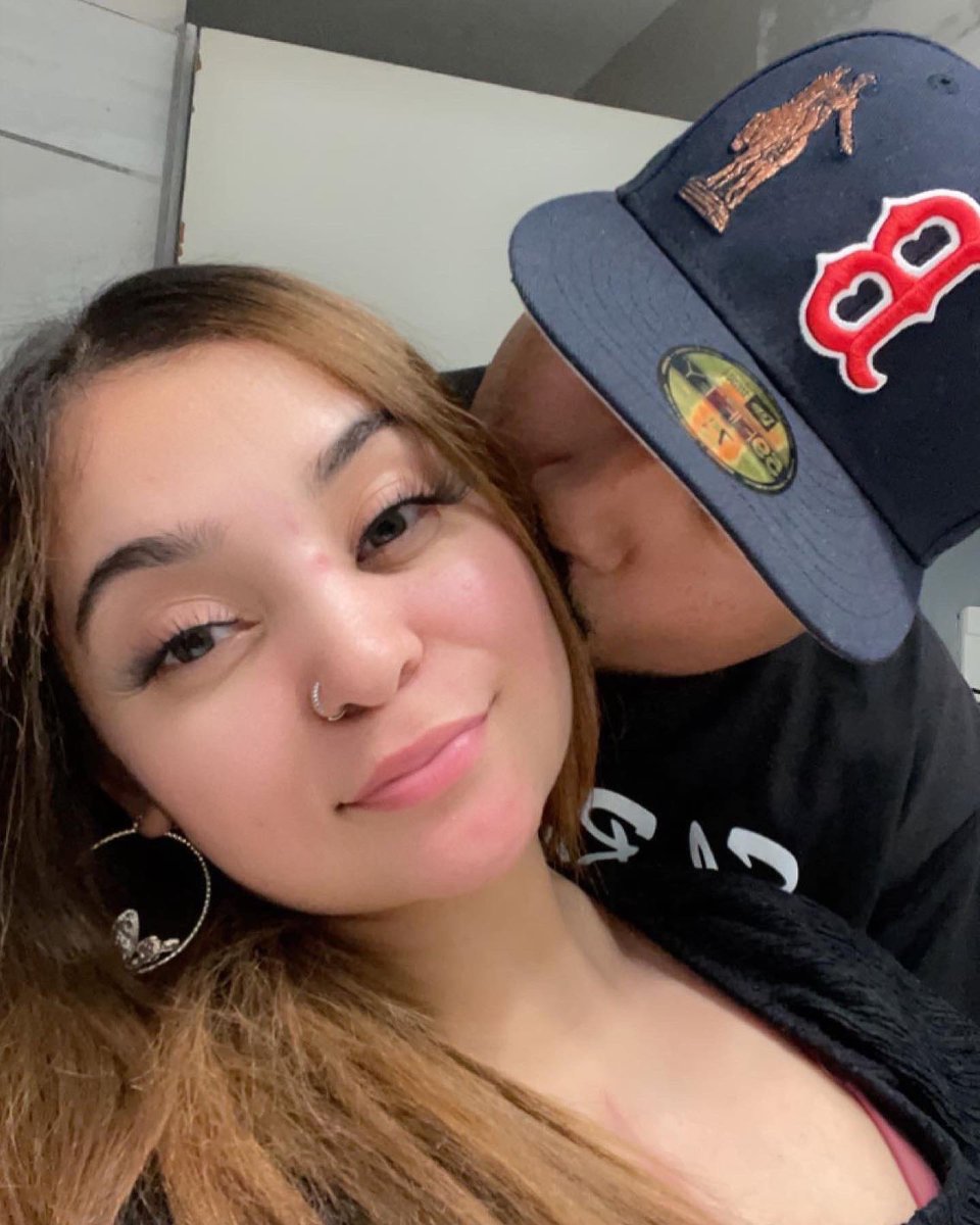 mamacitasluv21's tweet photo. 𝐴 𝑠𝑜𝑜𝑛 𝑡𝑜 𝑏𝑒 𝑙𝑖𝑓𝑒 𝑠𝑡𝑜𝑟𝑦 𝑖𝑛 𝑣𝑒𝑟𝑦 𝑙𝑖𝑙 𝑡𝑖𝑚𝑒 𝑡ℎ𝑎𝑡 𝑤𝑒𝑣𝑒 𝑏𝑒𝑒𝑛 𝑘𝑛𝑜𝑤𝑛👩🏻❤️👨🏽💍❤️#neverbeenhappier❤️ #neverimpossible♾ #soulmates💕 https://t.co/TvVaj6koKC