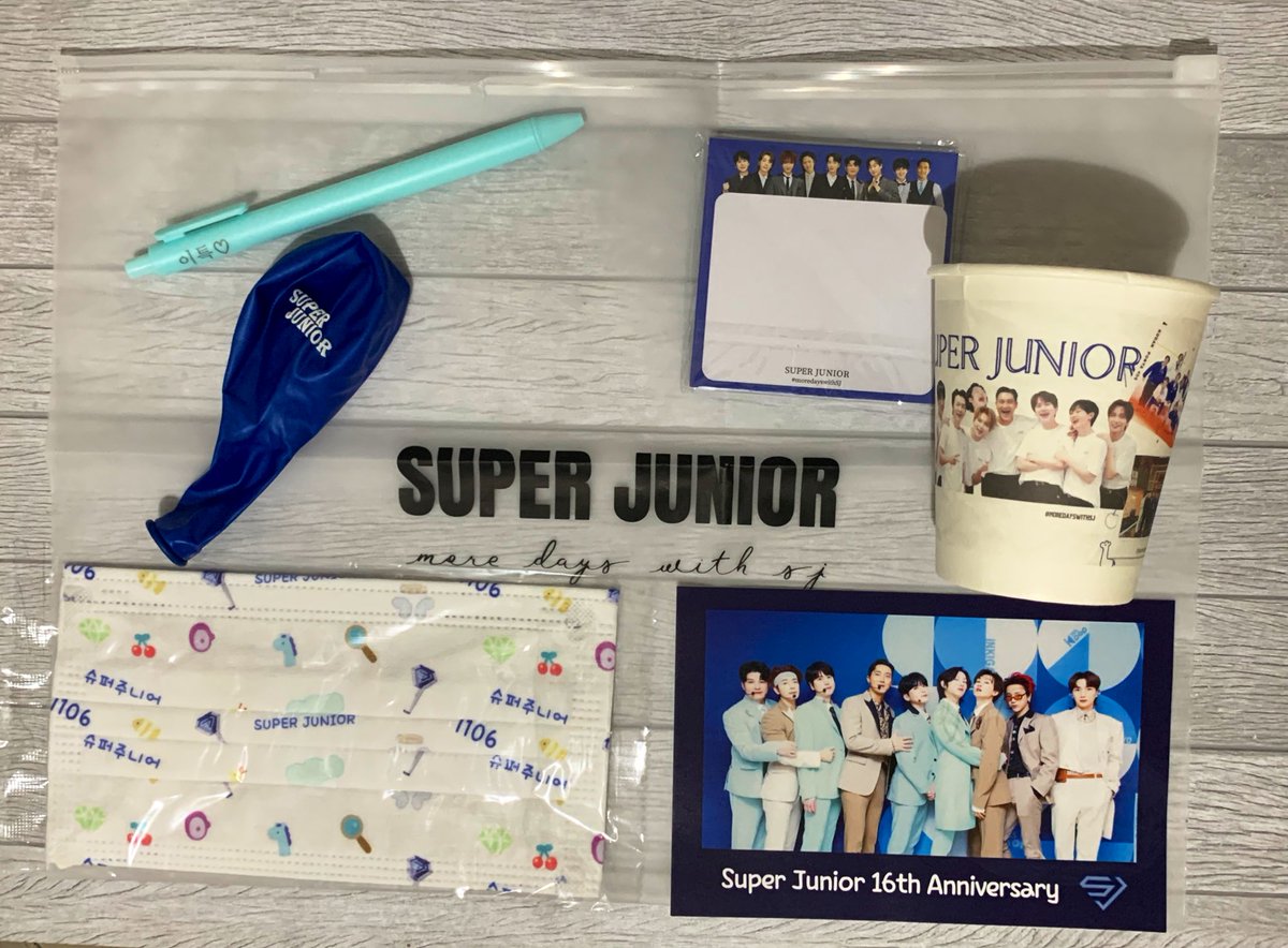 Kuropepa9's tweet photo. All the way from Singapore, thank you so much @MoreDaysWithU & @jaely0410 for sharing these lovely merch! Crying on how cute all of these🥺😭!
#MoreDaysWithSJ
#Singapore https://t.co/uLp3Y49QcR