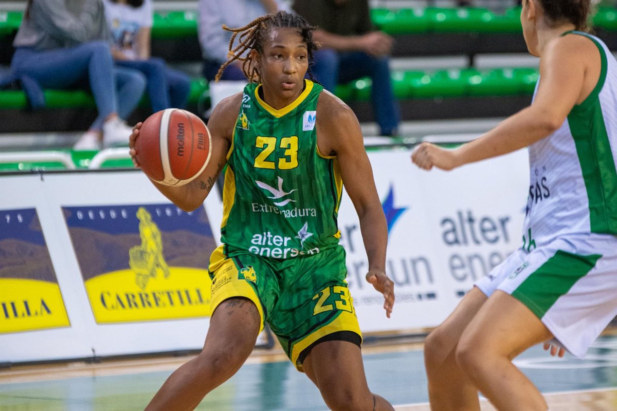 CompeticionFEB's tweet photo. βΉοΈββοΈ Reportaje #LFChallenge: Las π voces internas de un inicio para la historia
7β£ Las 18 capturas de la poderosa Crystal Primm que ilusionan al @CBALQAZERES
π Todo un rΓ©cord en la totalidad de competiciones femeninas
π Reportaje completo β¬οΈ
https://t.co/B6WobtbzFc https://t.co/BysDABfynD