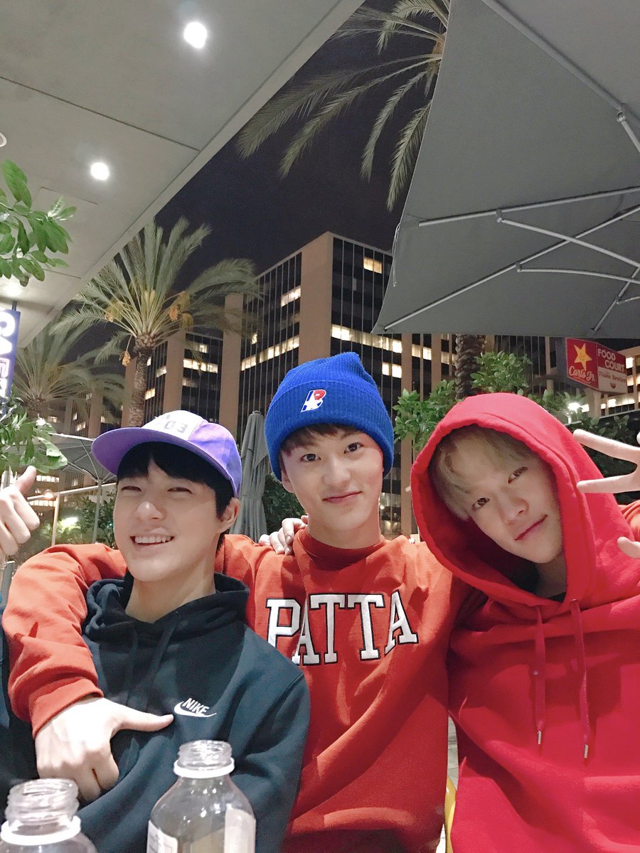 hourlyjeno's tweet photo. #제노 #JENO https://t.co/qFS03qZB9c