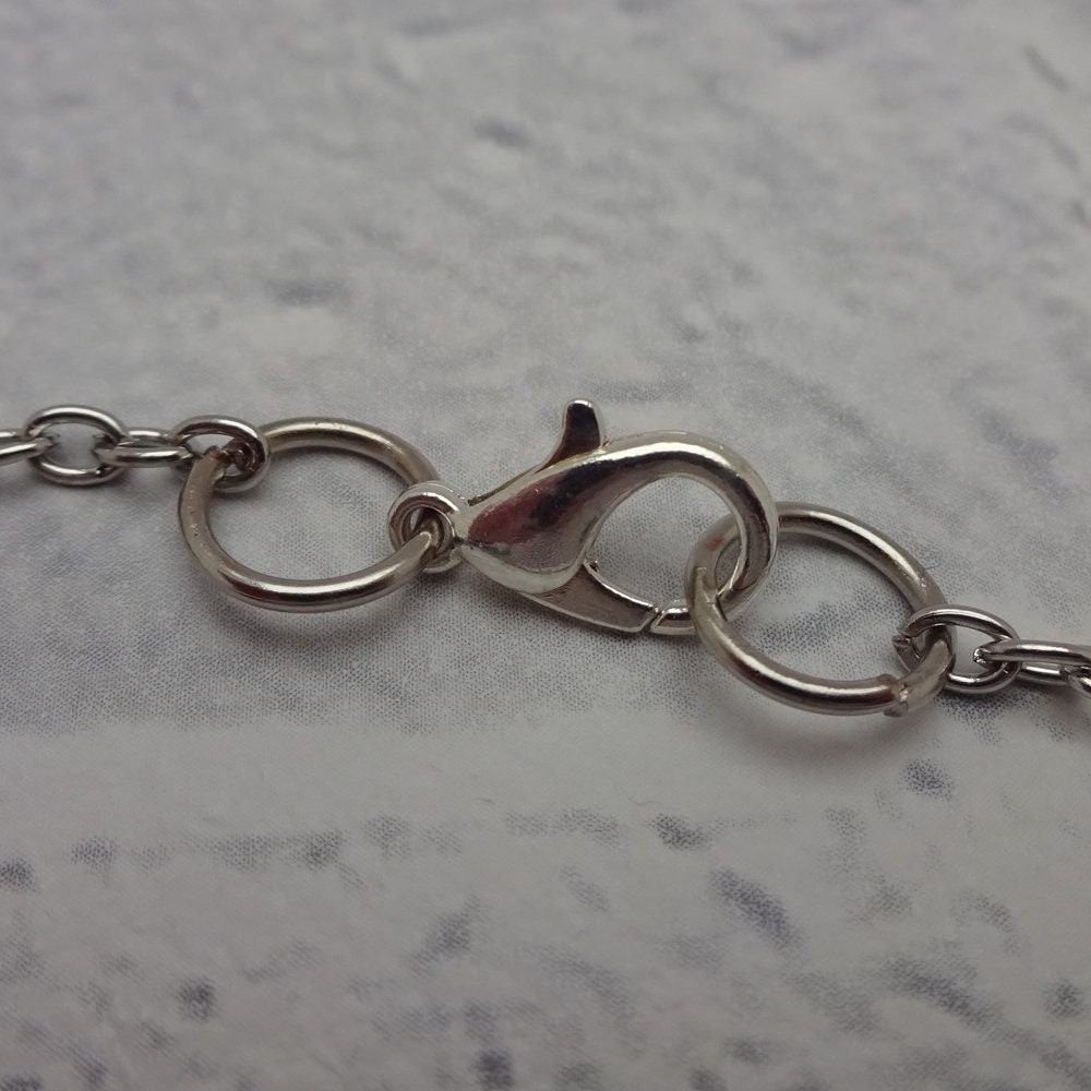 martisanne's tweet photo. Minimalist bar necklace, silver spoon pendant, plain drop, simple necklace, spoon jewelry, vertical bar, everyday jewelry, layering, boho https://t.co/gGGhHyULIA #TMTinsta #EtsyTeamUnity #SilverDrop https://t.co/i6YX38OVD1