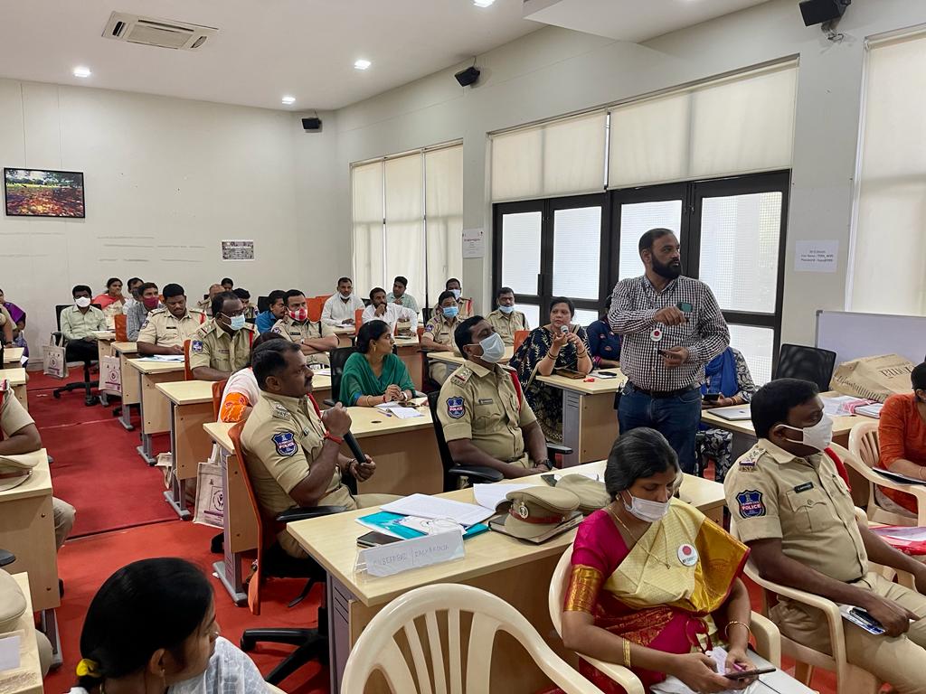 MyChoicesFDN's tweet photo. An energised morning sets the tone of the entire day. We begin our day 3 of the AHTU Empowerment Program with an energiser to be ready to dive into deeper issues. @TelanganaCOPs @ts_womensafety @TSAHTofficial @RachakondaCop @cyberabadpolice @TS_SheTeams @TelanganaDGP https://t.co/kScelmjTEI