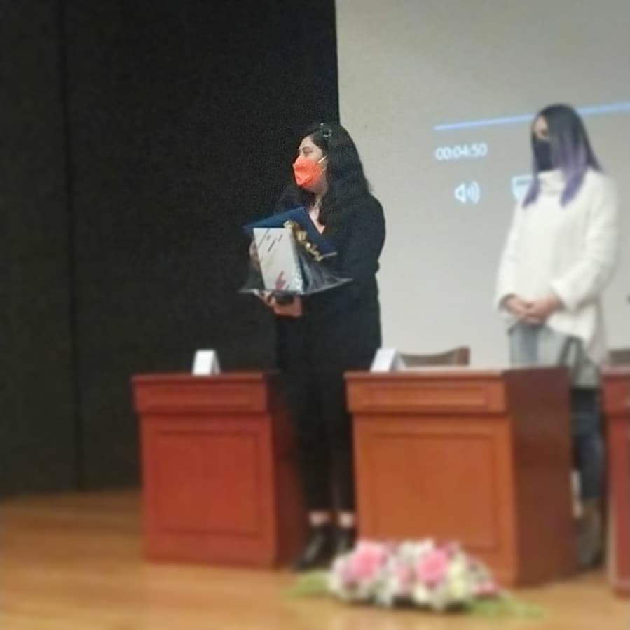 PalomaCruzMonro's tweet photo. Estamos en el punto crítico, y definiremos el futuro de muchas generaciones, sigamos con nuestro compromiso en pro de la sociedad, para que puedamos vivir en igualdad de condiciones y libres de violencia 💚👭💜

A mi familia y amistades, gracias por las enseñanzas y el cariño💜 https://t.co/EtVGOH8a8K
