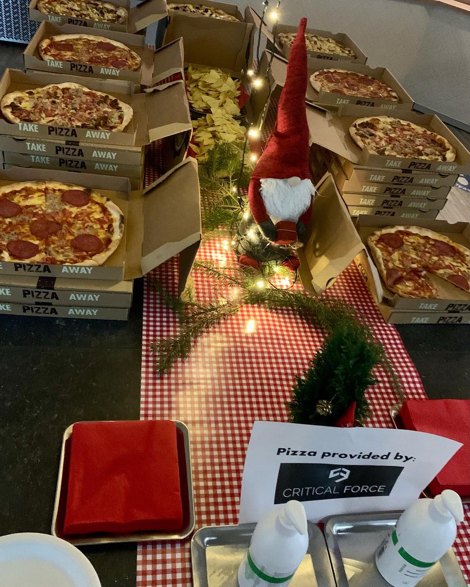 kajakgames's tweet photo. HO-HO-HO! 🎅🏻
Last night it started - Christmas Game Jam 2021!
48 hours time to dev game for remember 🔥 And of course - pizza, boardgames and hanging with friends✌🏻😊
#games #gamejam #game #gamedev #gamedevs #kamk #kajakgames #criticalforce #kamkgg https://t.co/BzTMUVfjOr