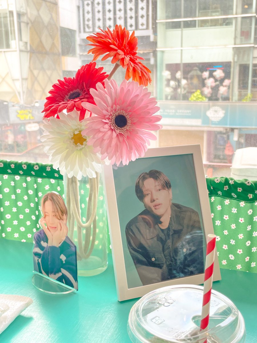 wxhezjcxxxx's tweet photo. ♡✧｡𝐖𝐎𝐎𝐘𝐎𝐔𝐍𝐆 '𝐬 𝐁𝐈𝐑𝐓𝐇𝐃𝐀𝐘 𝐂𝐀𝐅𝐄 ｡✧♡
ร้านน่ารักมาก ปุ๊กปิ๊กเหมือนเจ้าของวันเกิดเลย 💕💕💕
#Blooming_With_WooyooDay
@olddaybloom https://t.co/Xnrth8RRFJ