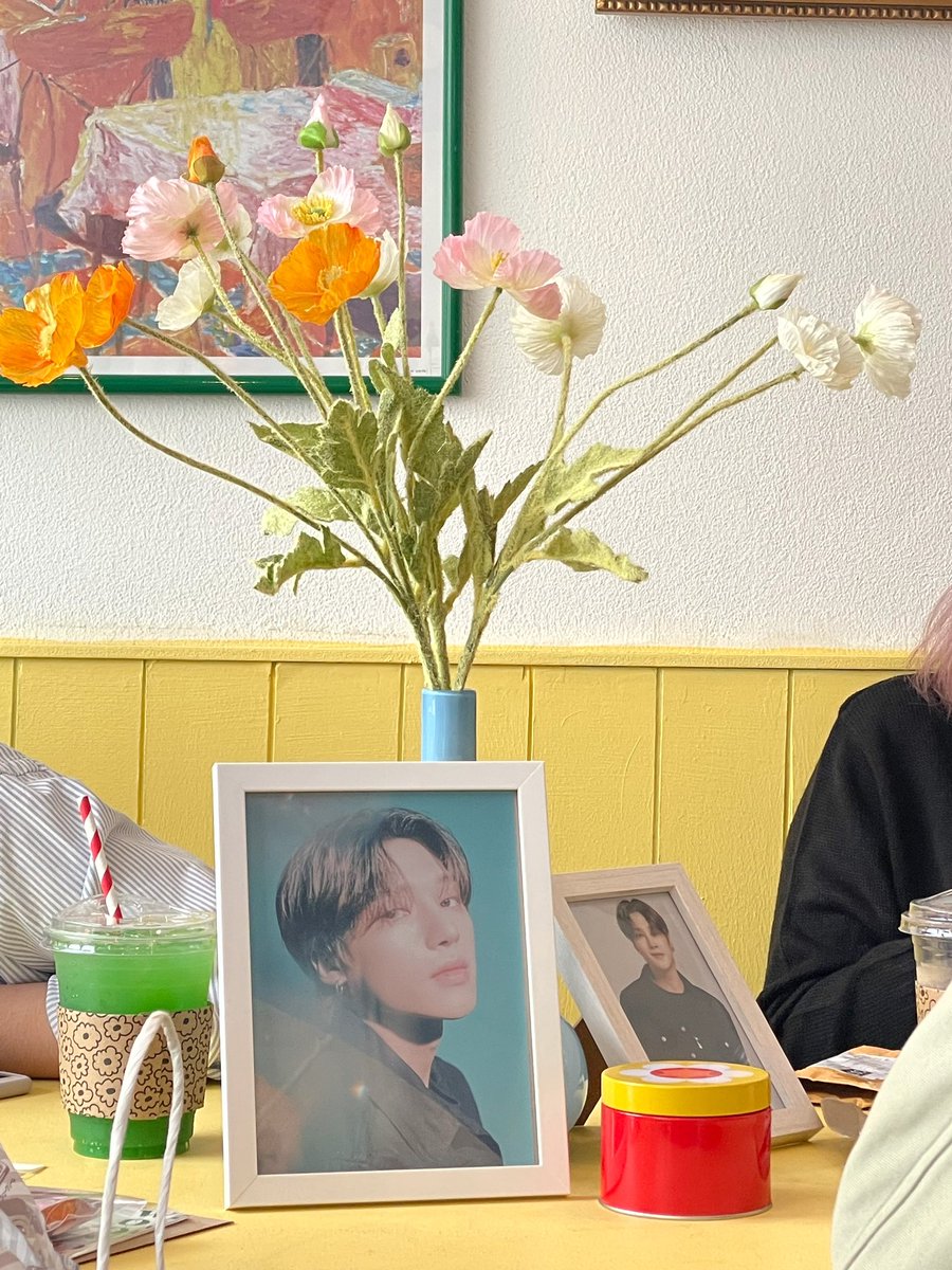 wxhezjcxxxx's tweet photo. ♡✧｡𝐖𝐎𝐎𝐘𝐎𝐔𝐍𝐆 '𝐬 𝐁𝐈𝐑𝐓𝐇𝐃𝐀𝐘 𝐂𝐀𝐅𝐄 ｡✧♡
ร้านน่ารักมาก ปุ๊กปิ๊กเหมือนเจ้าของวันเกิดเลย 💕💕💕
#Blooming_With_WooyooDay
@olddaybloom https://t.co/Xnrth8RRFJ