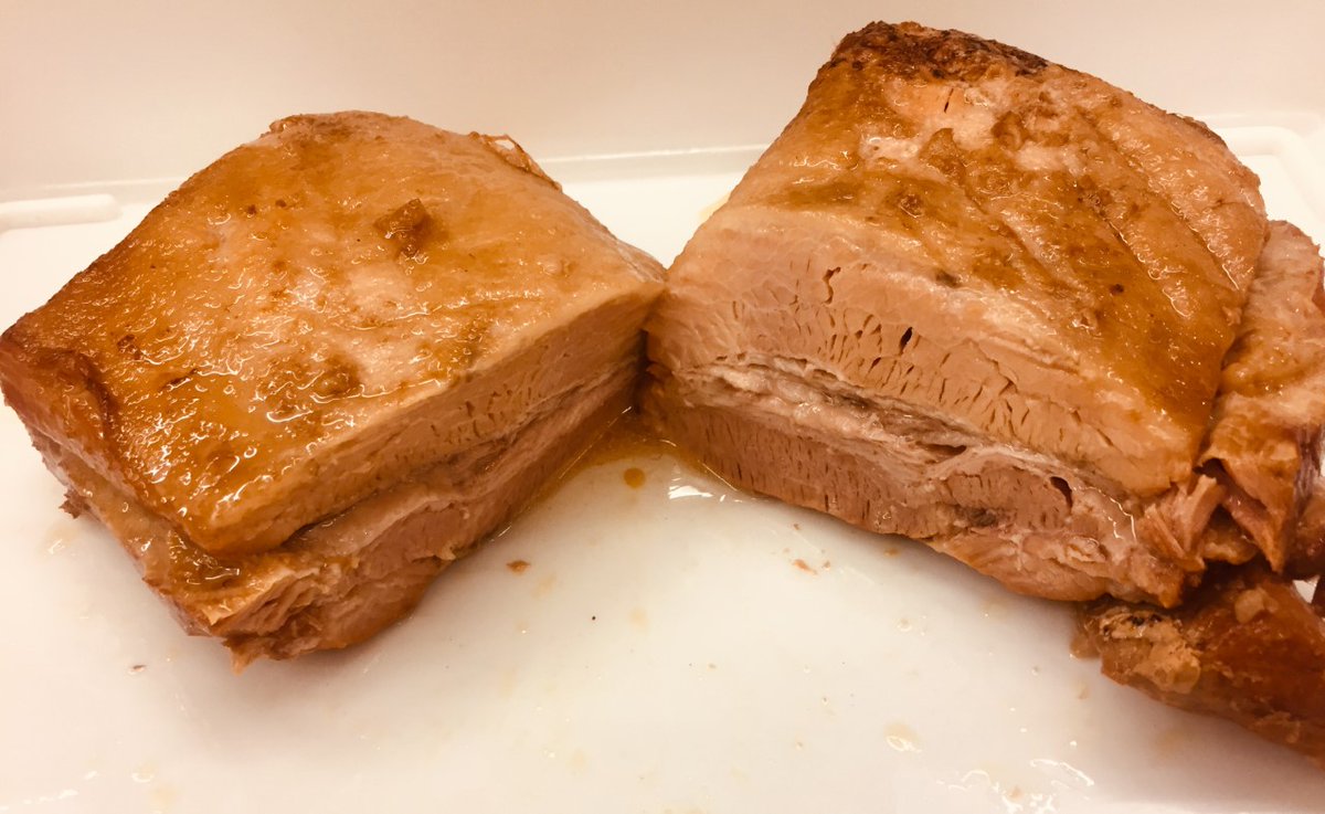 ZEYO298's tweet photo. 🚨ZEYO. RT企画🔥

抽選で１名様のご自宅に 
ZEYO.お食事券5000円分💰

               又は、
ZEYO.の豚の角煮３本🍖
（2.5Kg相当）を
郵送致します✨

《【参加方法】》
① @ZEYO298

をフォロー

②このツイートをRT又は、いいね

受付は12��4日（土）23時まで。
当選者様には直接DM致します😁 https://t.co/HRgr61yAJa