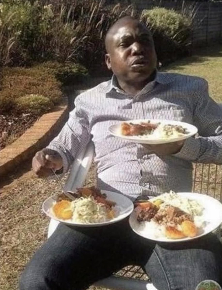 <a href="/notyouknowsimba/">chules (dimwit) 🧀</a> Unc before the wardrobe change