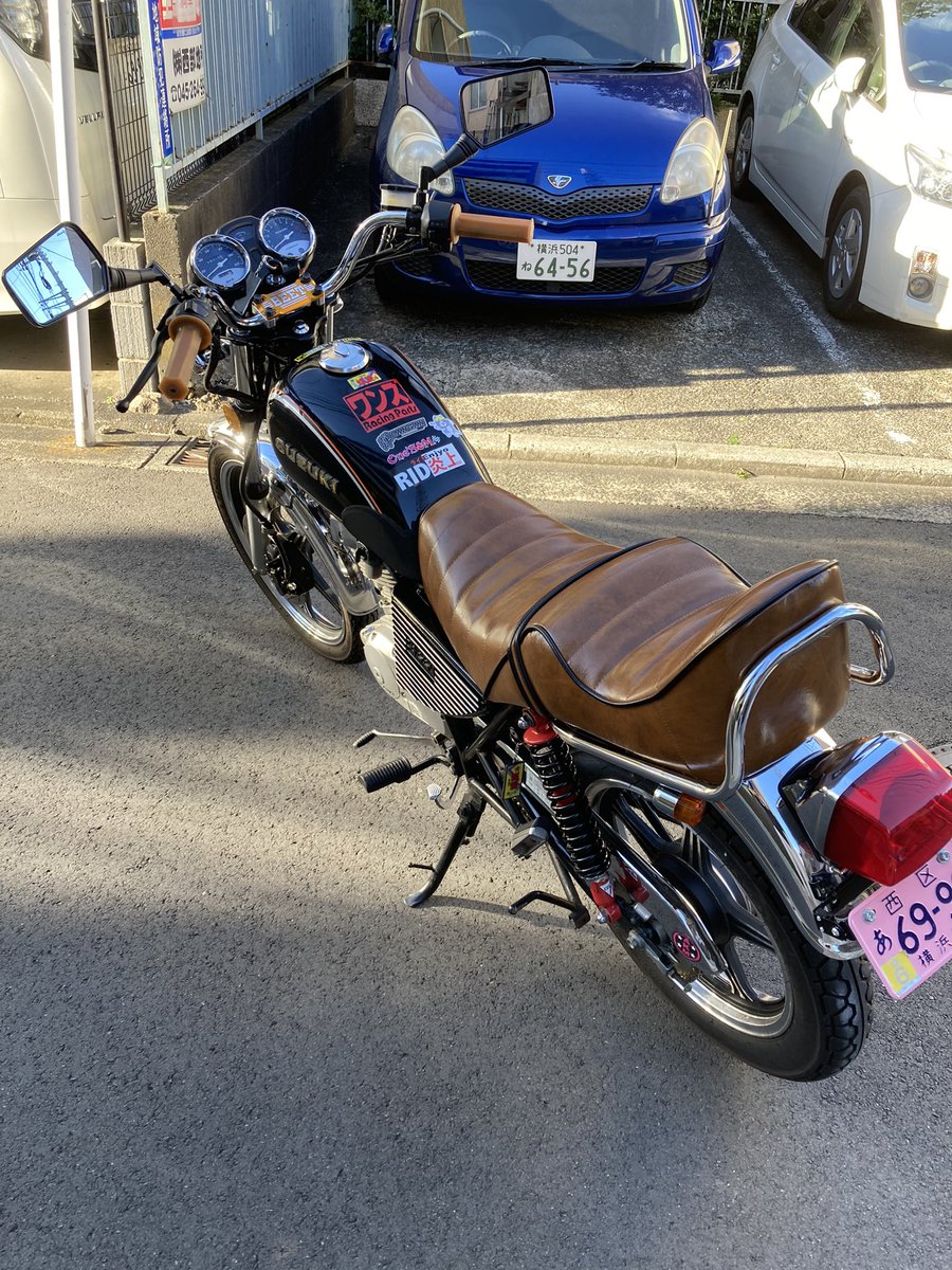gn125用 タックロールチョビ3段シート カスタムペイントマーズ製｜パーツ
