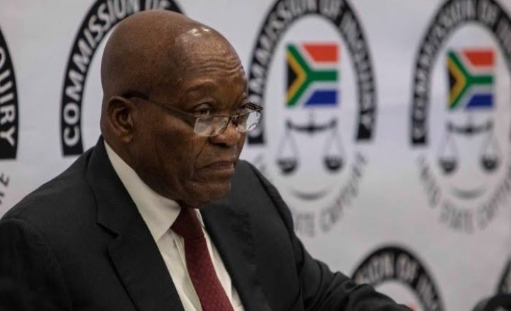 BonkeMncube's tweet photo. @ChrisExcel102 Unescefe kodwa.

When you wake up in the morning you just wanna pursue a mission of attacking celebrities.

I wonder keenly what do you get for pushing this mission. https://t.co/OU4ZPOGWwK