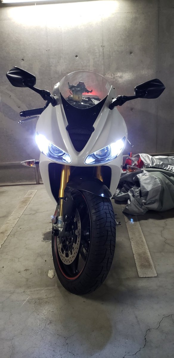 PPichann's tweet photo. 納車の儀
Triumph DAYTONA 675R

これからよろしくお願いします♪

#納車の儀
#DAYTONA675R
#ツーリング仲間が欲しい
#バイクのある生活 
#バイク好きな人と繋がりたい https://t.co/TUcWmYYNpl