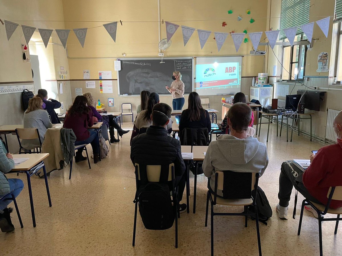 ❇️Primera sesión de formación #ABP en el CEIP CERVANTES de #sueca (Valencia)
❇️Mucha ilusión de compartir mi experiencia con compañer@s en mi población natal.