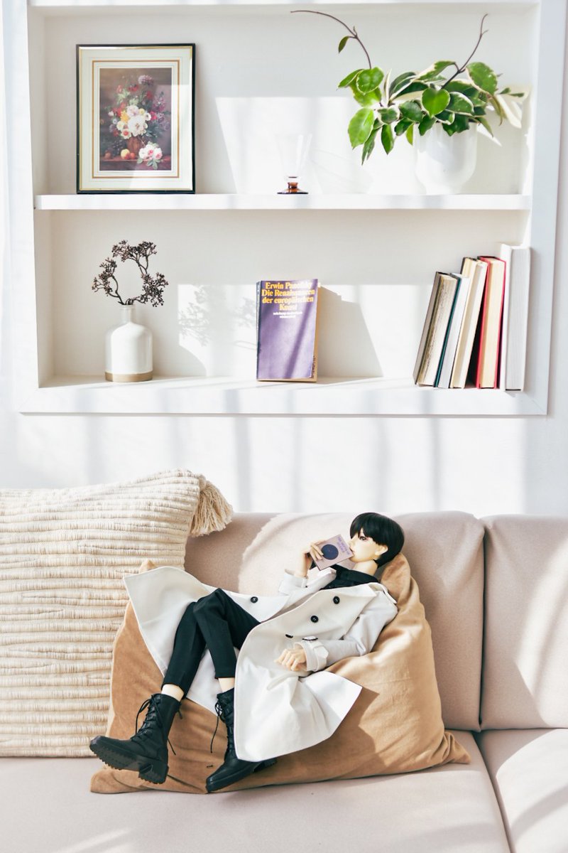 Sam3third's tweet photo. 독자의 시간 https://t.co/joGKLnVeti