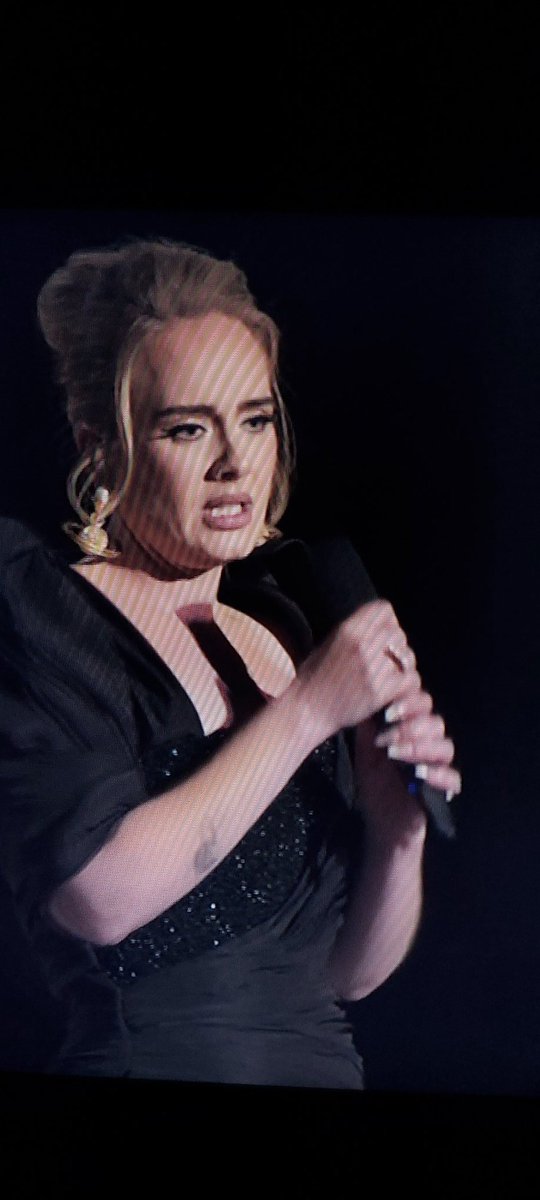 adelemexico_'s tweet photo. Se la rifo Canal 5 @MiCanal5 ¡Gracias! #Adele adele https://t.co/aVOtg76Hbn
