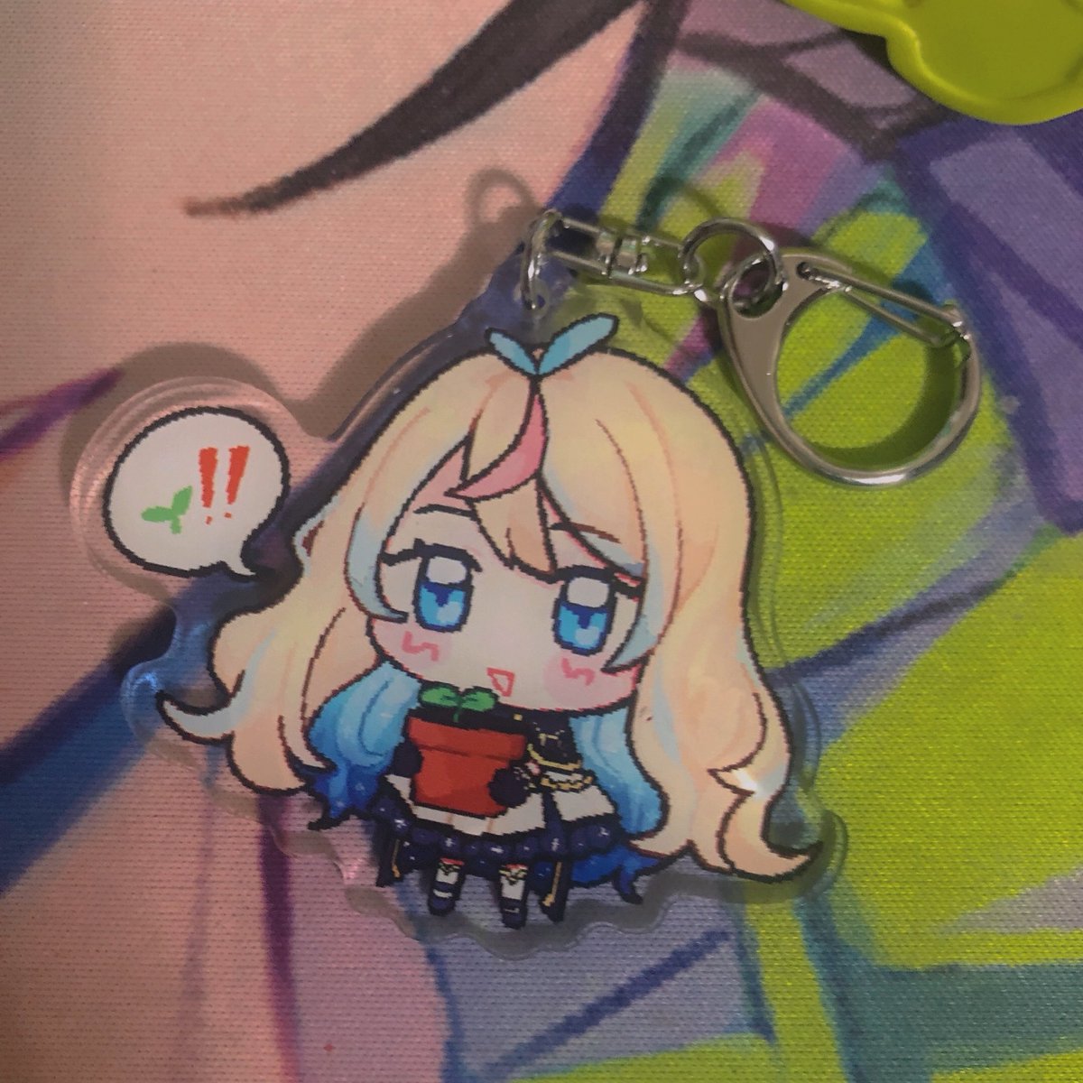 Noriko_VT's tweet photo. my lil fumiko arrived!! #fumimerch
itβs so cute I canβt wait to carry tiny fumi around on my bag all day kero!!! π https://t.co/Tqt9dUhPfI