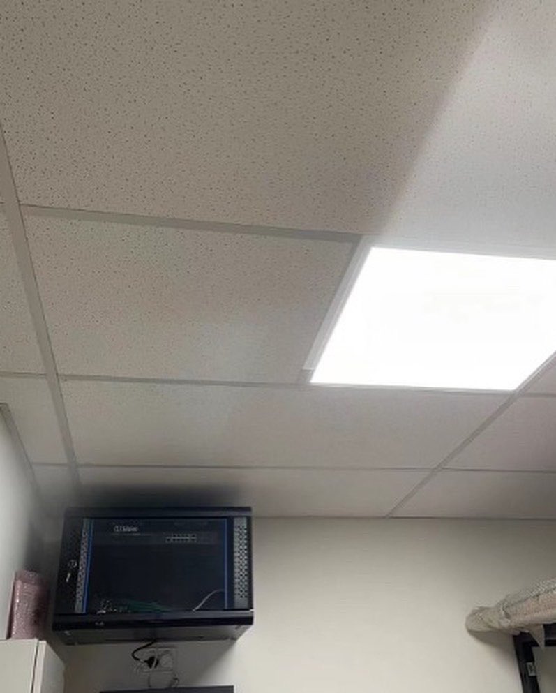 CleanPlaster's tweet photo. New ceiling tiles at Werribee Toyota.
.
#cleanplaster #cleanplastermelbourne #plaster #building #toyota #werribee #distinctlydifferent #turningplasterintoWOW #architecture #builders #awardwinningplasterers #awci #awardwinners #squareset #siniataustralia #siniat https://t.co/suc3dnBoYG